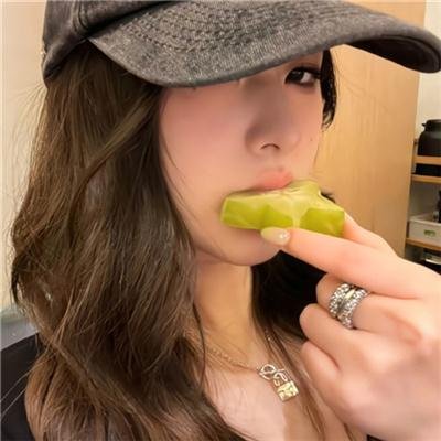 津津井小姐